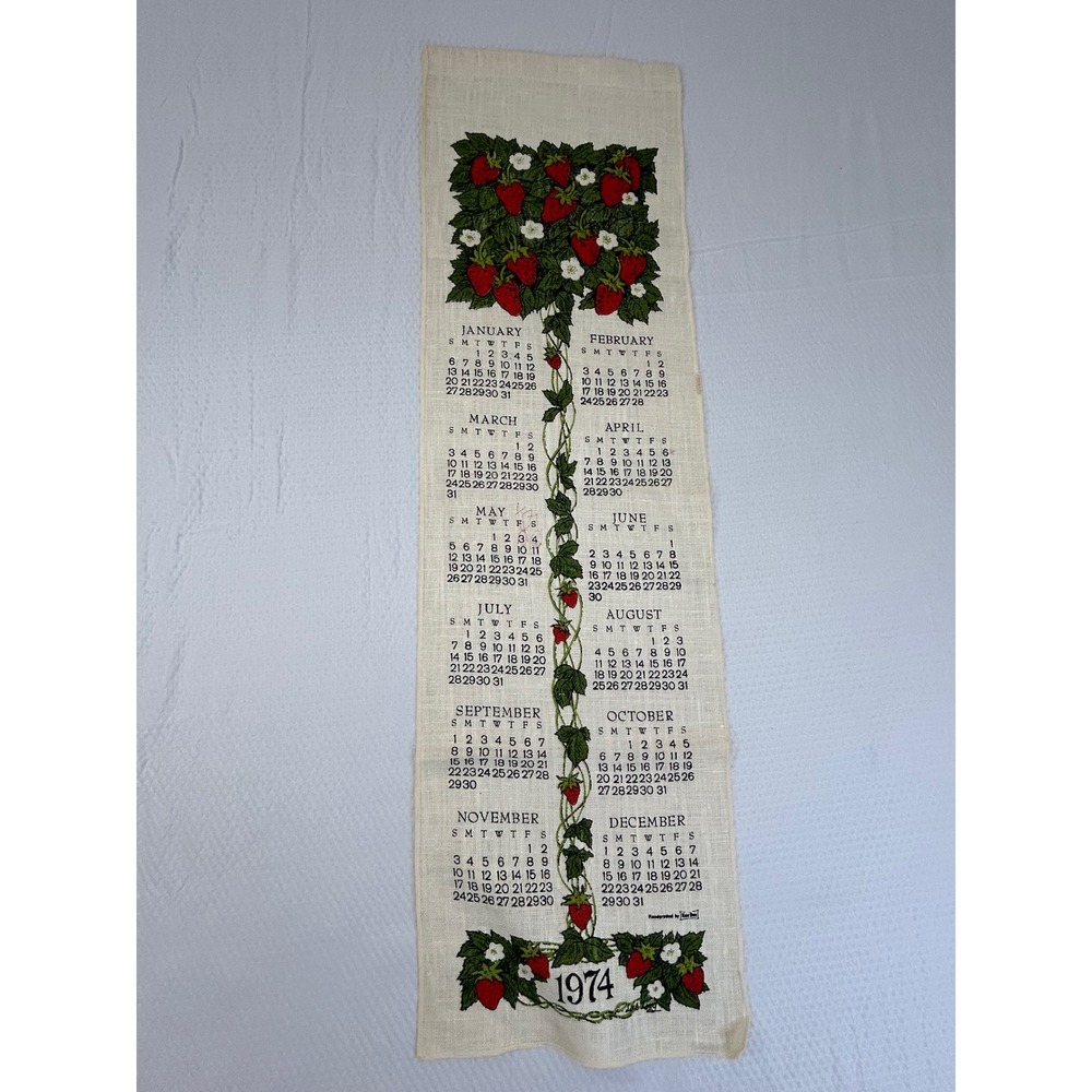 Vintage 1974 Kay Dee Strawberry Linen Calendar Tea Towel Wall Hanging Retro 70s